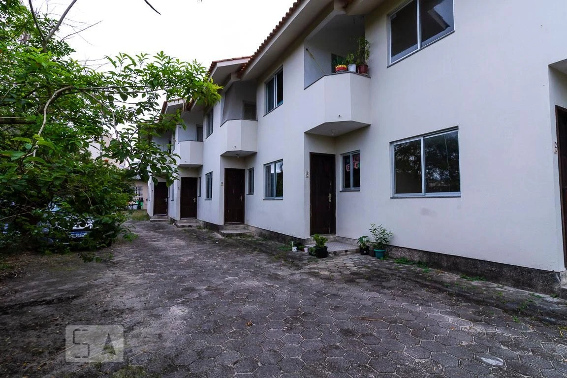 One-bedroom house with a garden in Florianópolis — photo 10