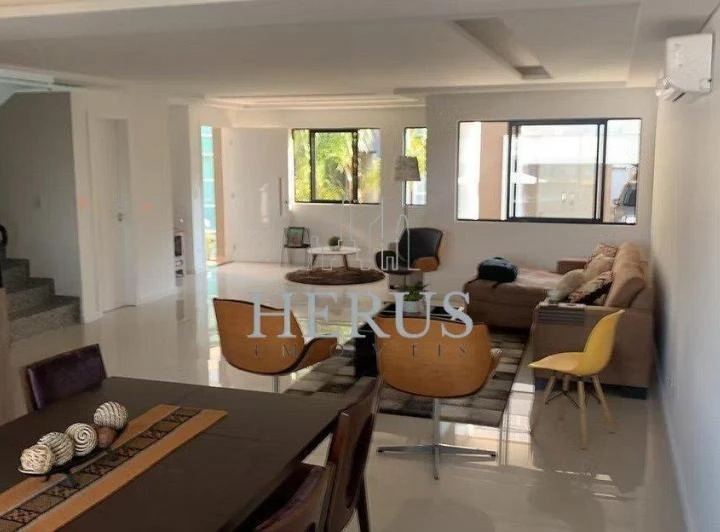 Будинок на 5 спалень з 4 ванними кімнатами та 4 авто, 314 м² — photo 10