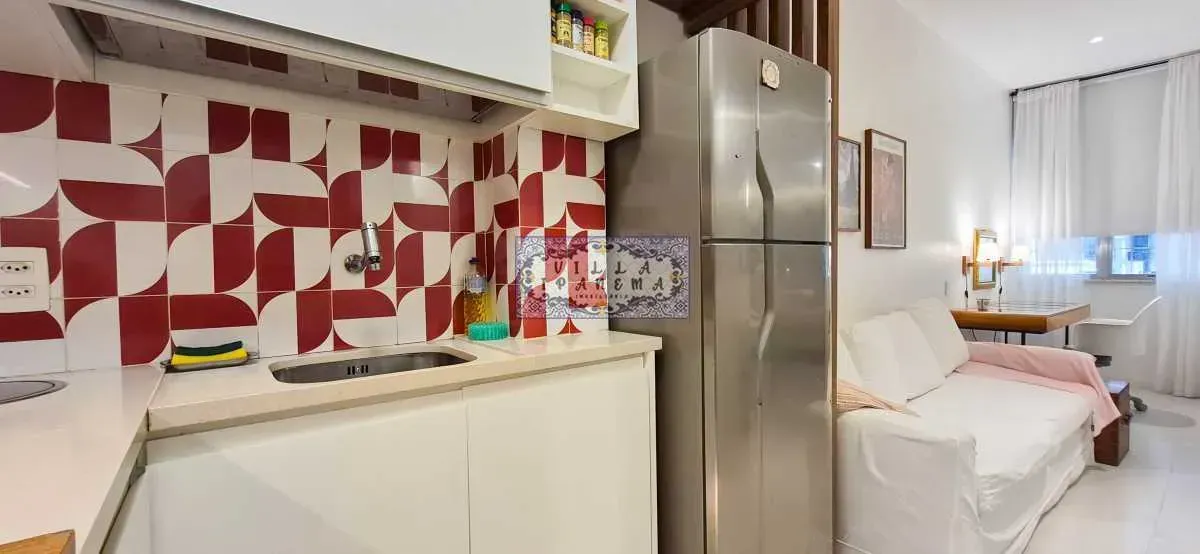 Furnished 1-bedroom apartment with open-plan kitchen — photo 8