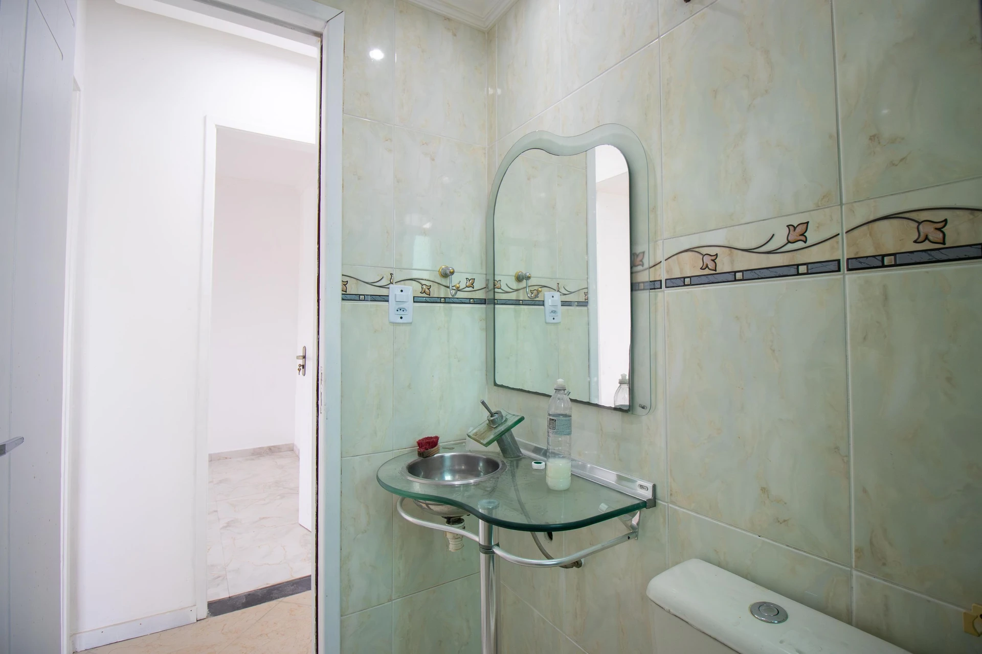 Apartamento mobiliado com 2 quartos e varanda fechada — photo 31