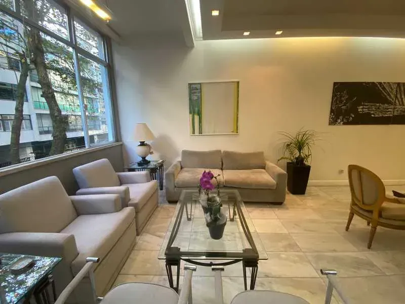 Apartamento mobiliado com 3 quartos, 1 banheiro e 1 vaga — photo 10