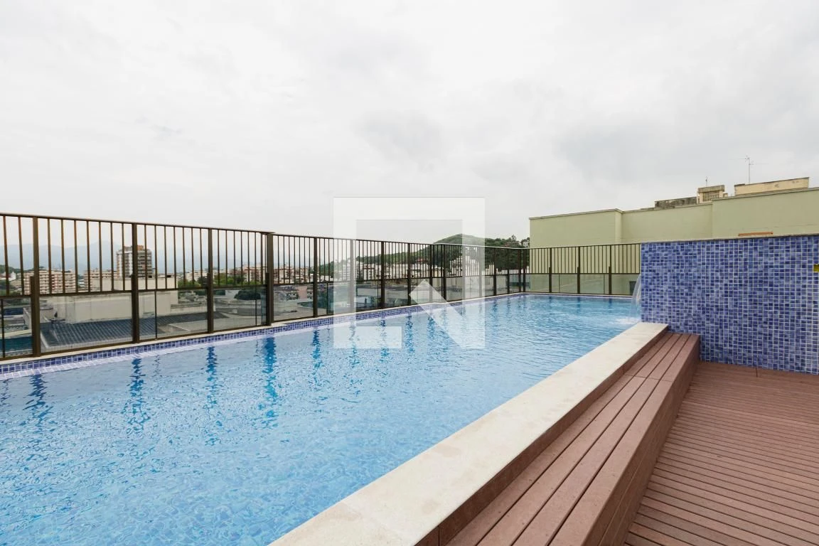 One-bedroom apartment with a mountain view in Rio de Janeiro — photo 5