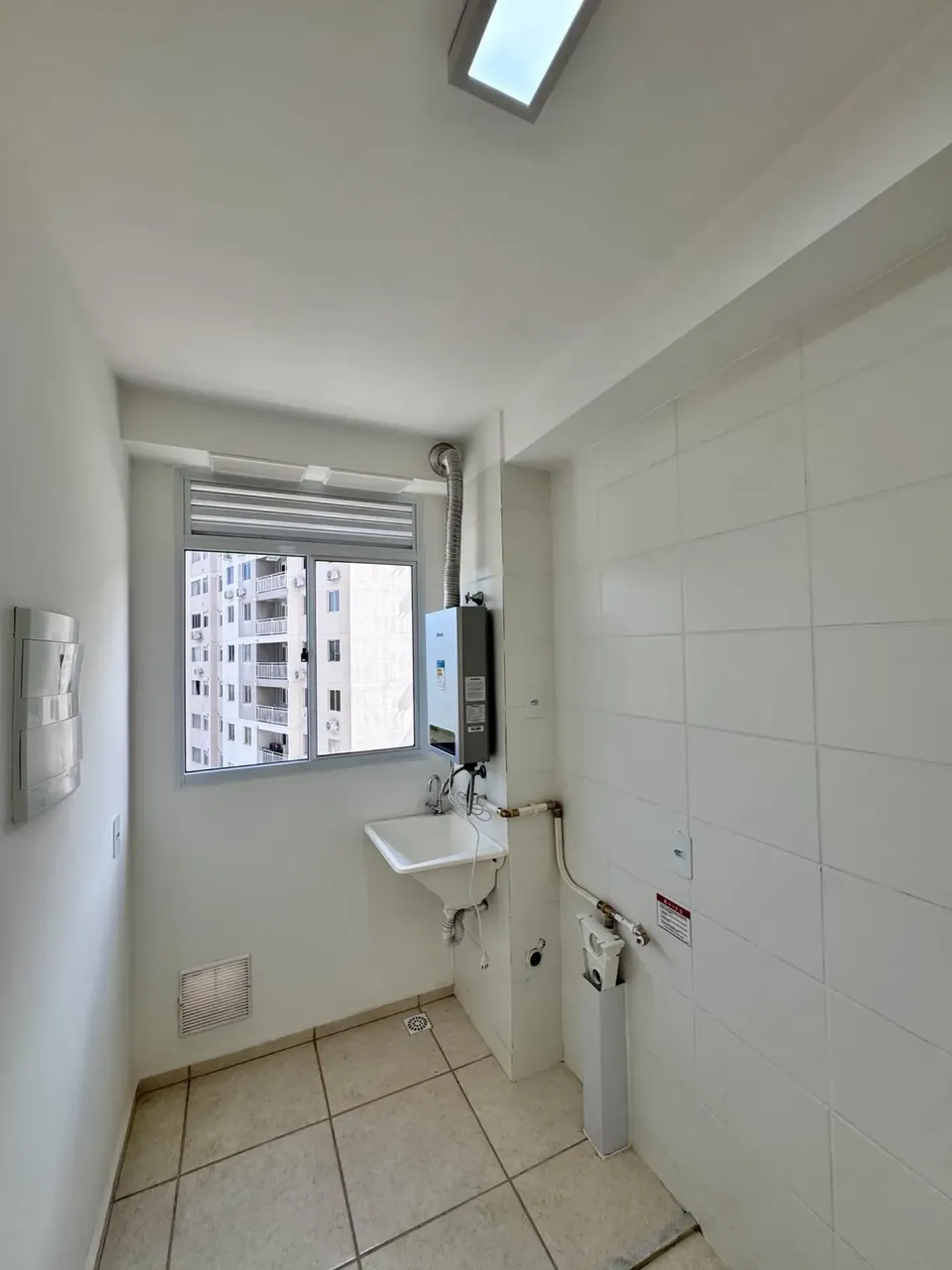 Квартира з 2 спальнями та відкритою кухнею — photo 14