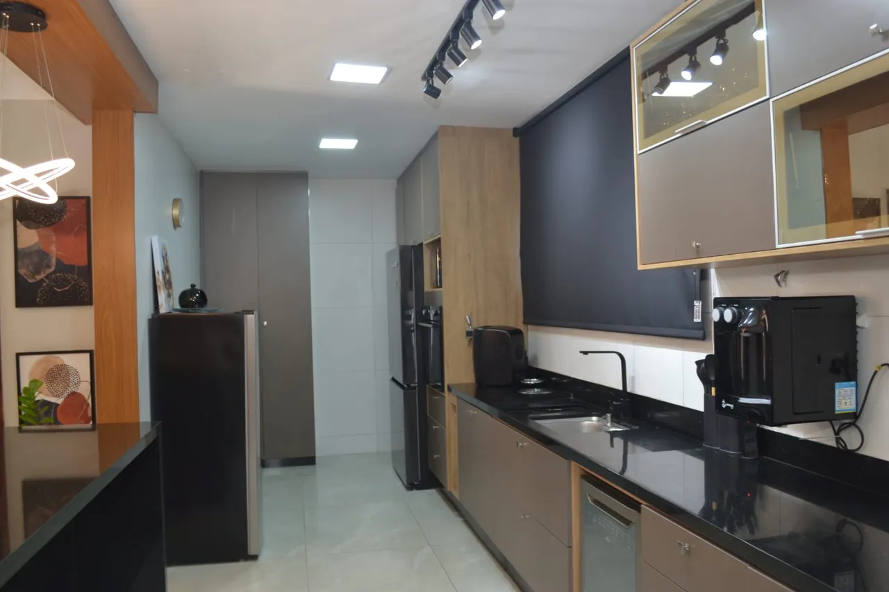Furnished house with 4 bedrooms and a kitchen-dining area — photo 15