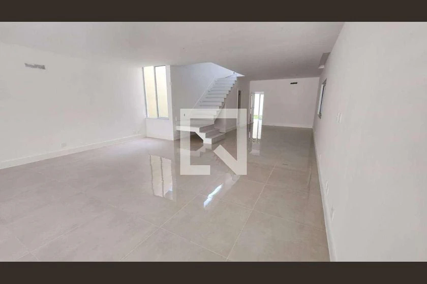 Casa com 3 suítes e 320 m², com 3 vagas — photo 6