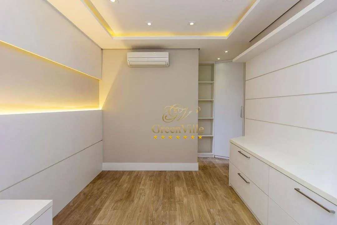 4-bedroom rental apartment with 297 m² and 3 parking spots — photo 7