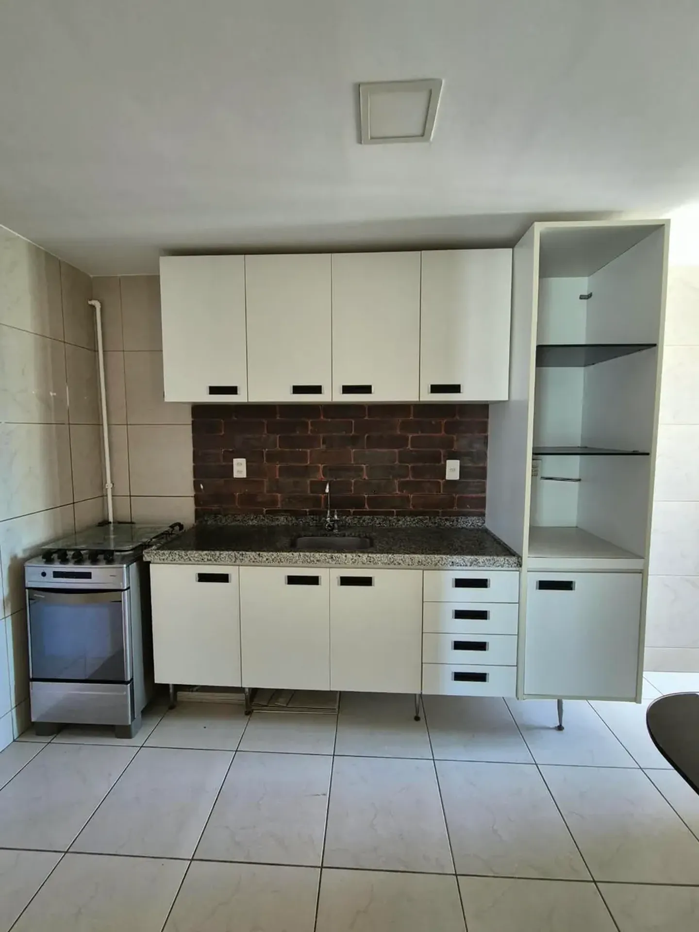 Квартира с 2 спальнями и приватным барбекю — photo 2