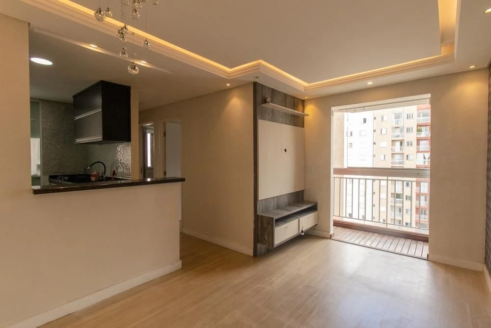 2-bedroom apartment in a building with a gym — photo 16
