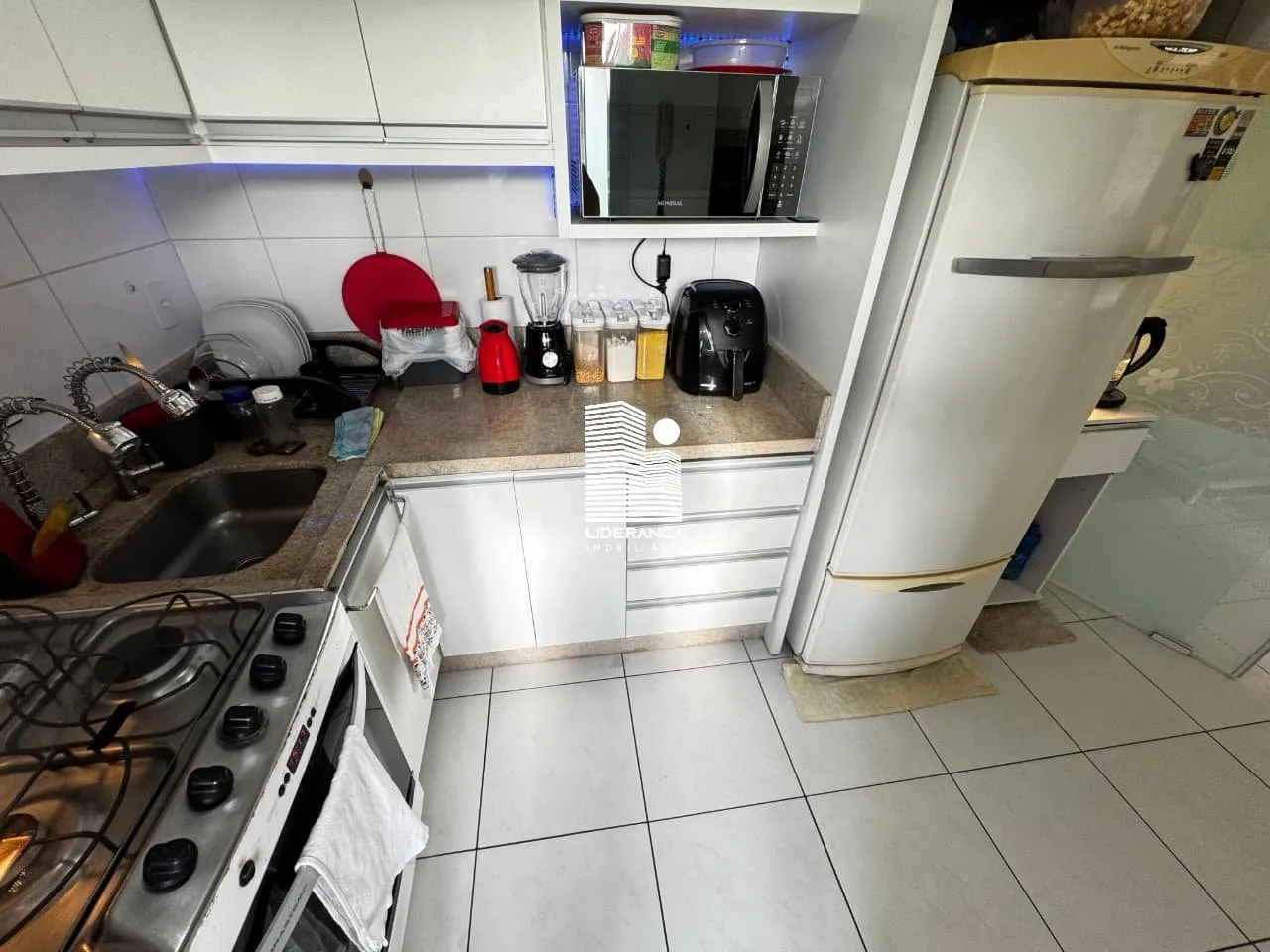 3-bedroom apartment with a washing machine in Florianópolis