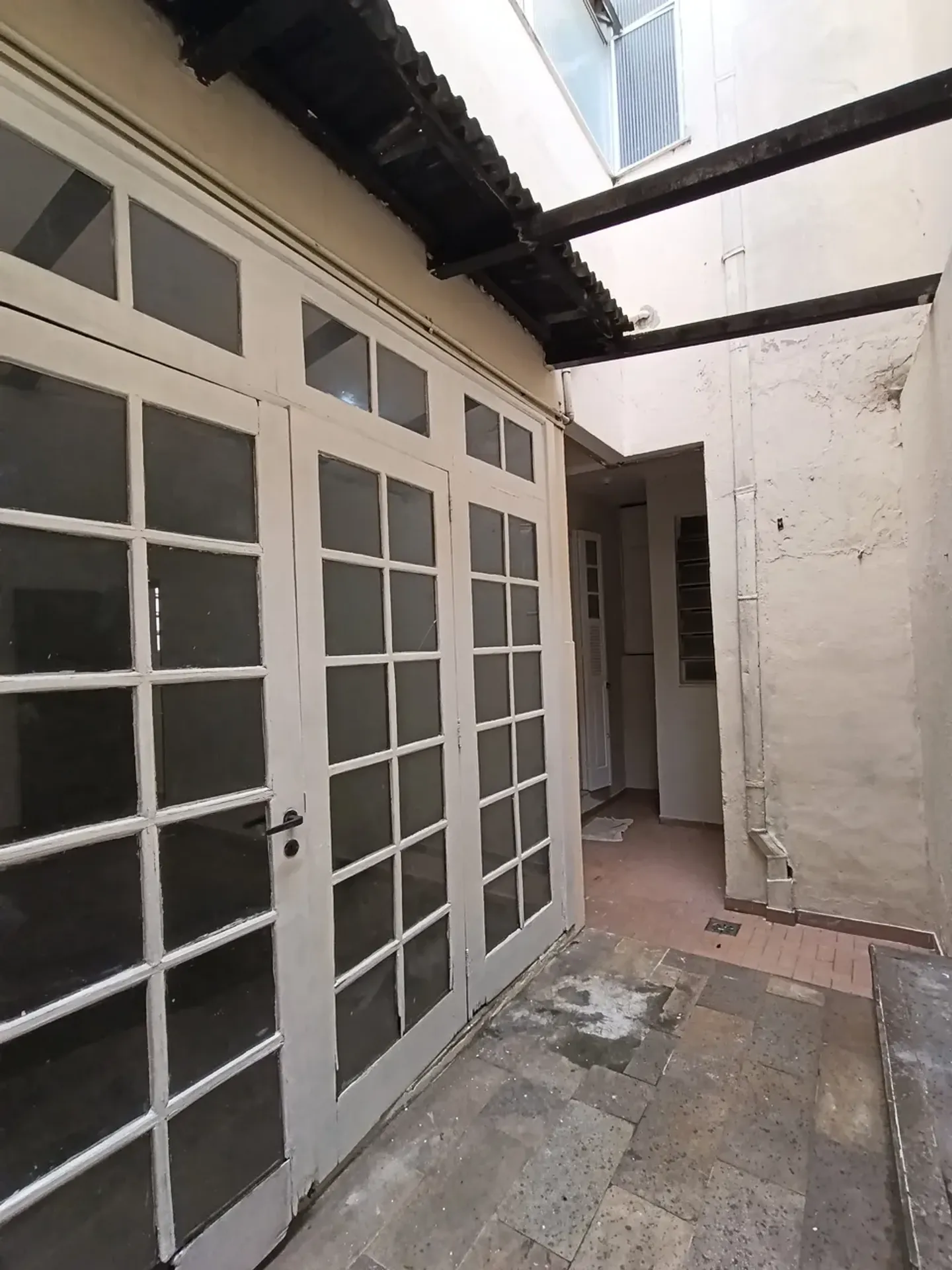 3-bedroom apartment, 1 with its own bathroom, 81 m² — photo 30