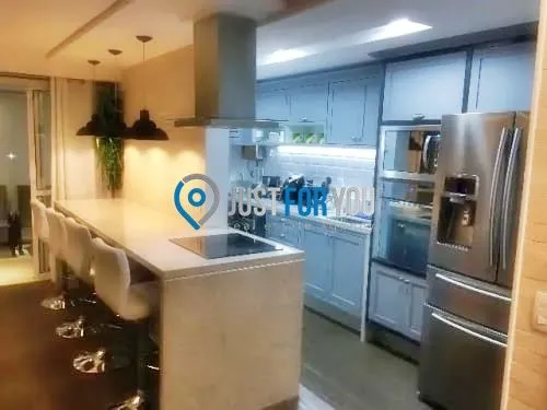 Furnished 2-bedroom apartment with 4 bathrooms — photo 2