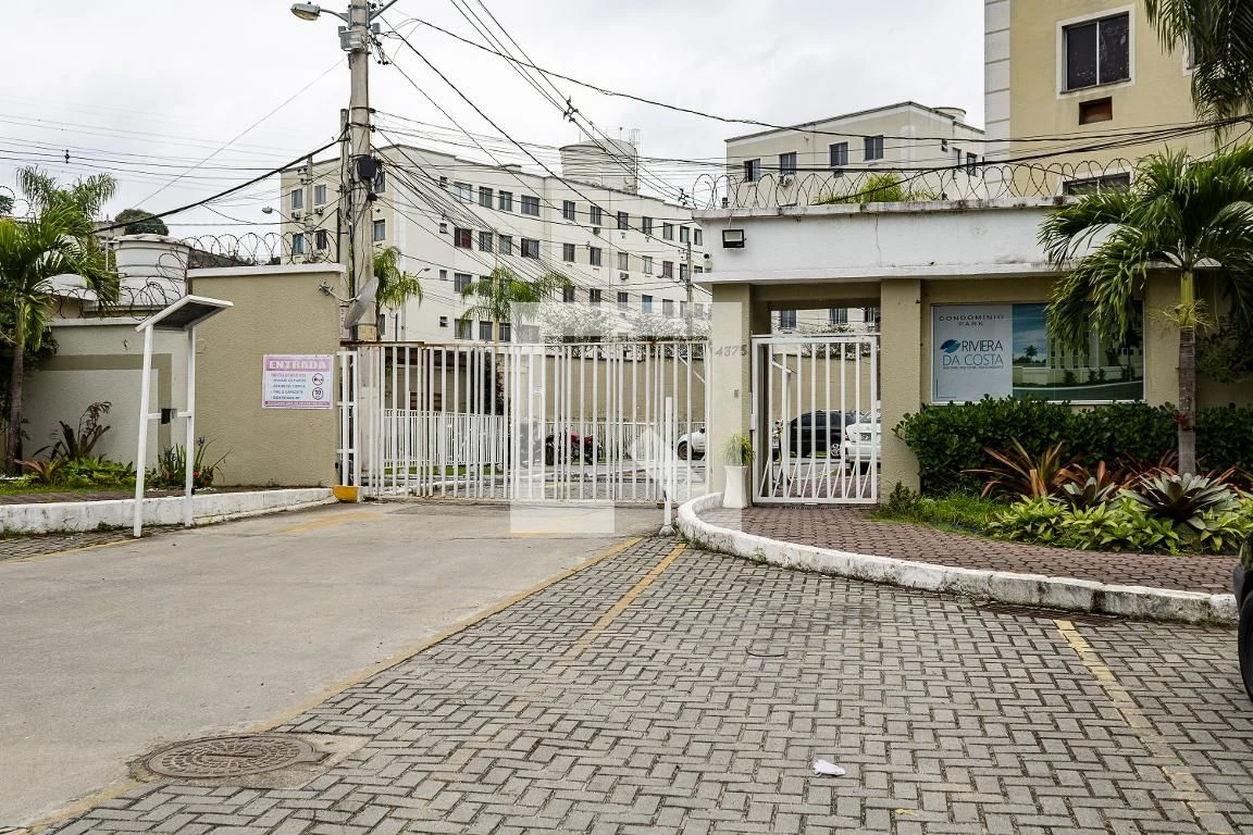 Apartamento con piso de cerámica, 2 dormitorios y 1 plaza — photo 40