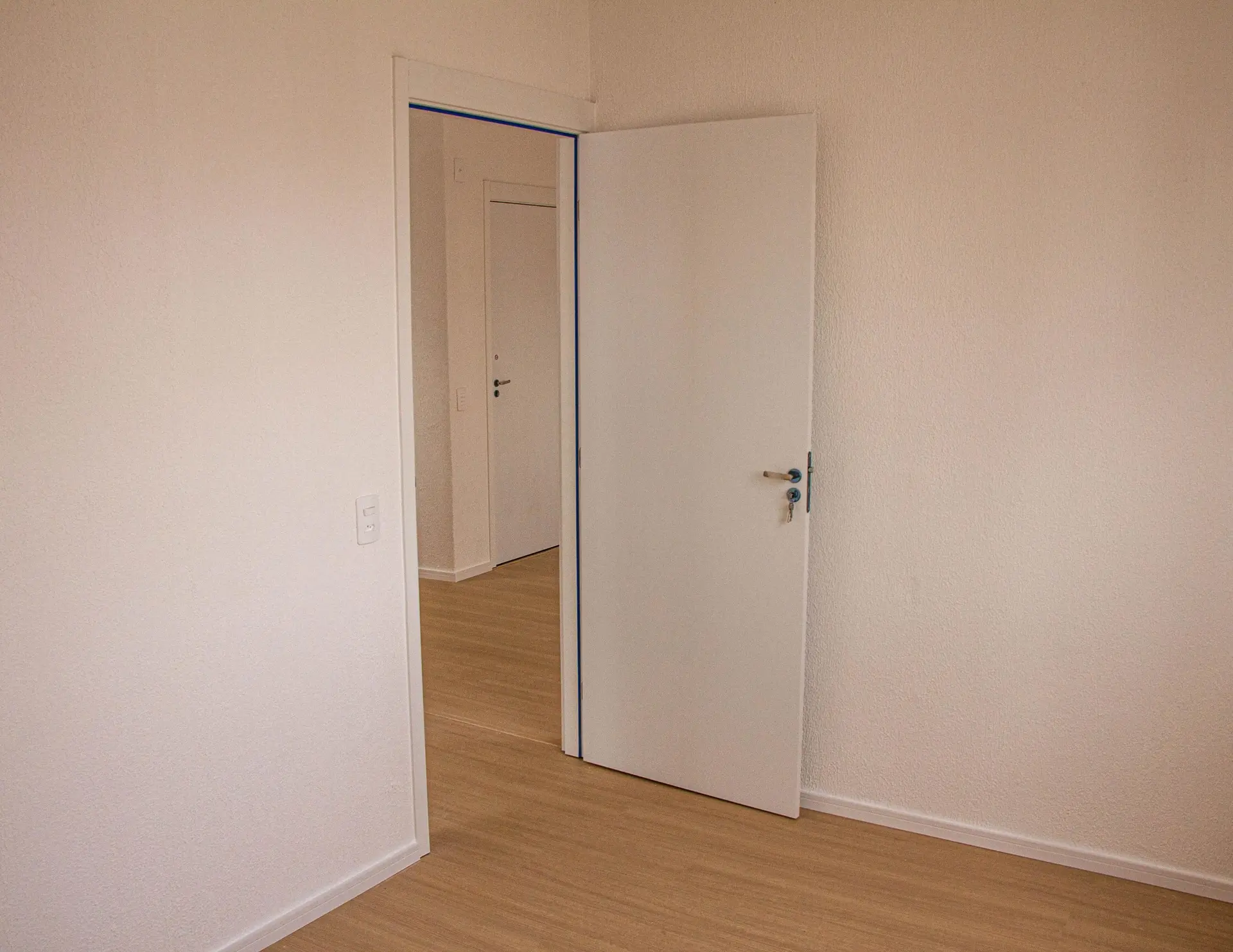Apartamento com piso de madeira ou laminado, Guaratiba — photo 11
