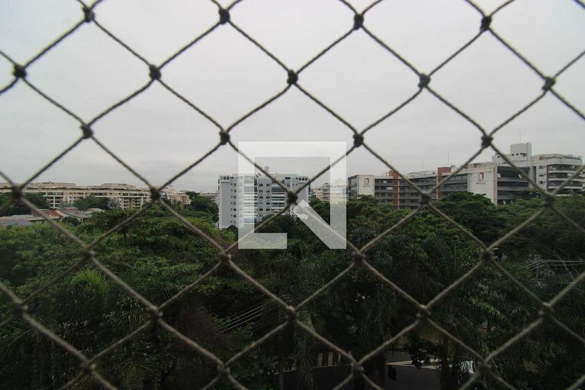 Furnished apartment, 112 m², with a glass-enclosed balcony — photo 44