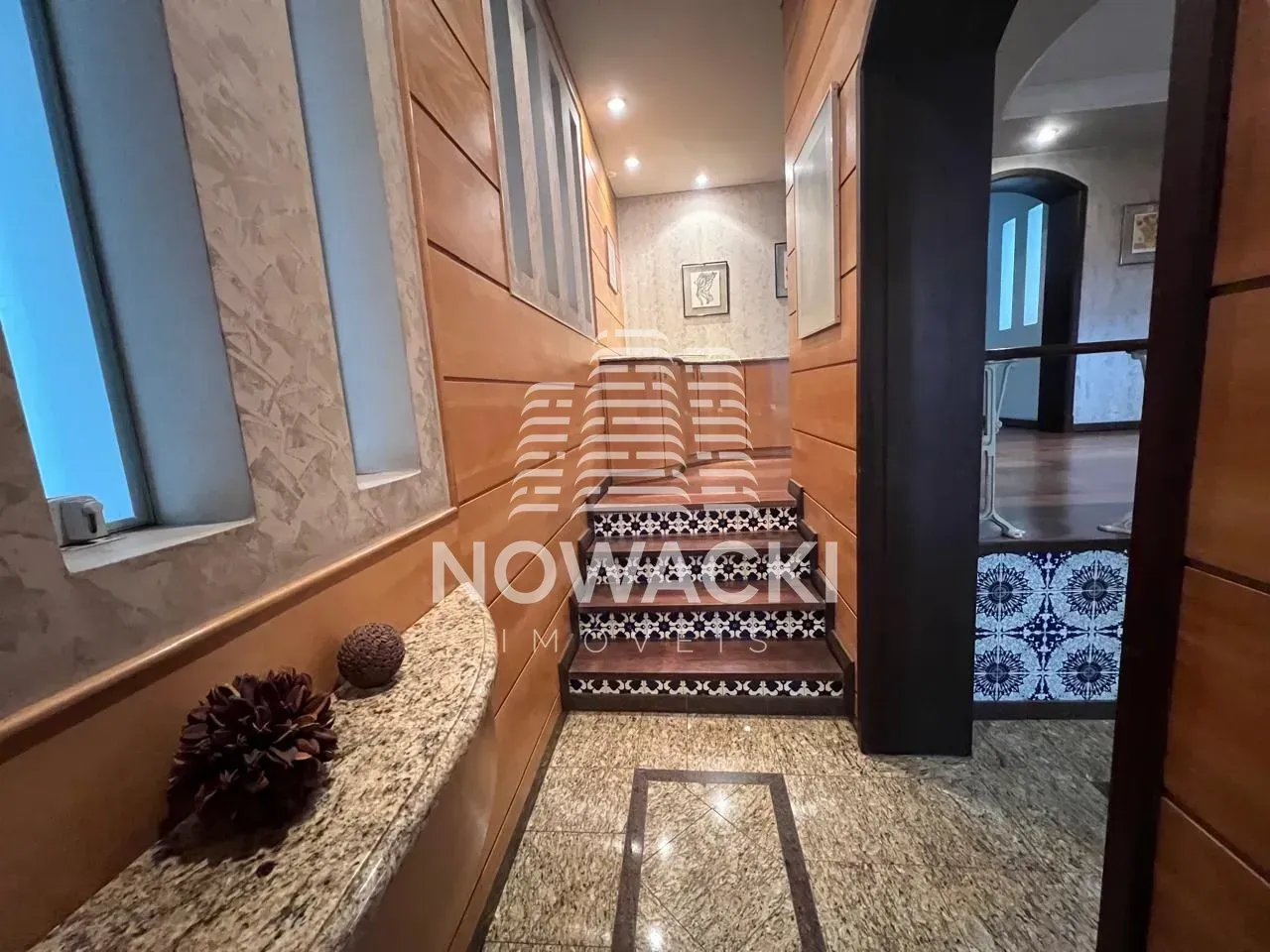 House with 2 bedrooms, 5 baths and a closed kitchen — photo 13