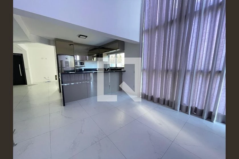 Furnished house with 5 bedrooms and 5 bathrooms — photo 2