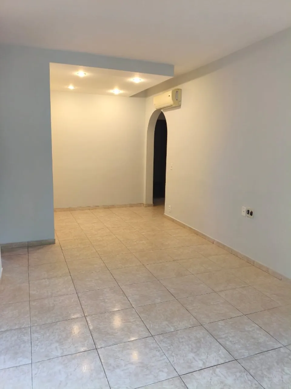 2-bedroom apartment with 2 bathrooms and 1 parking spot — photo 3