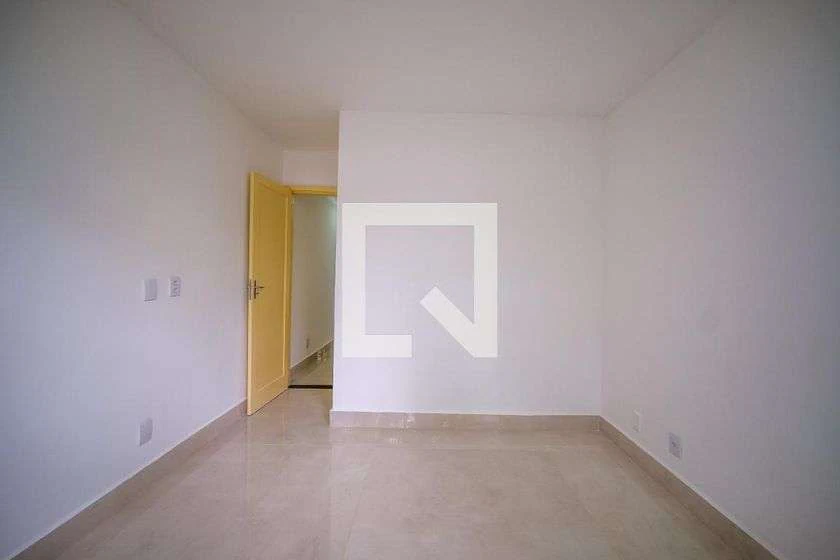 80 m² apartment with an open-plan kitchen and 2 bedrooms — photo 15
