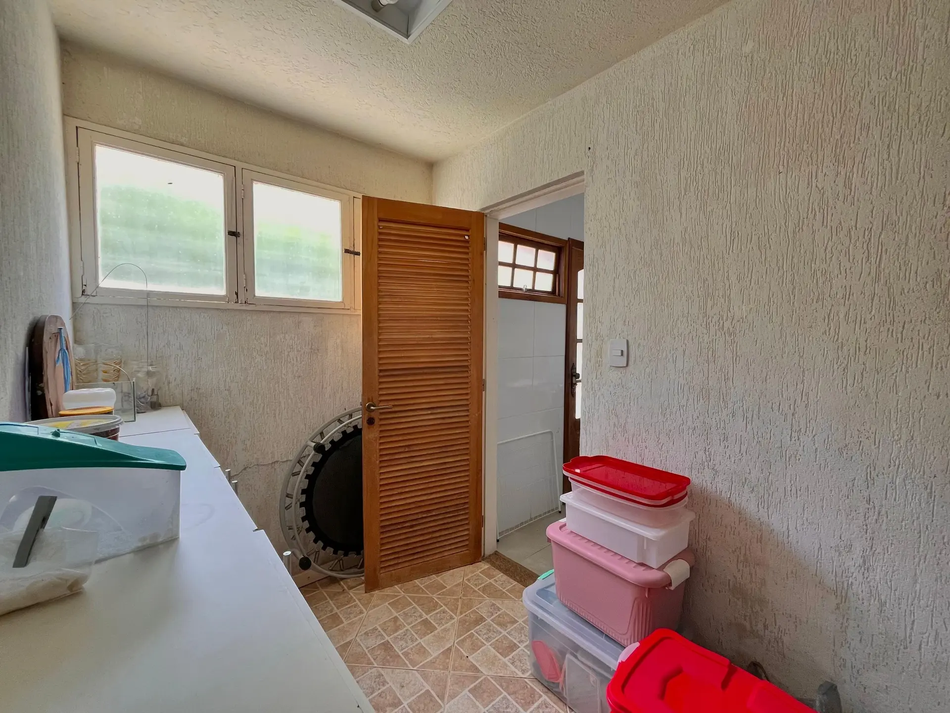 Ванна та 4 спальні: будинок 350 м² — photo 72