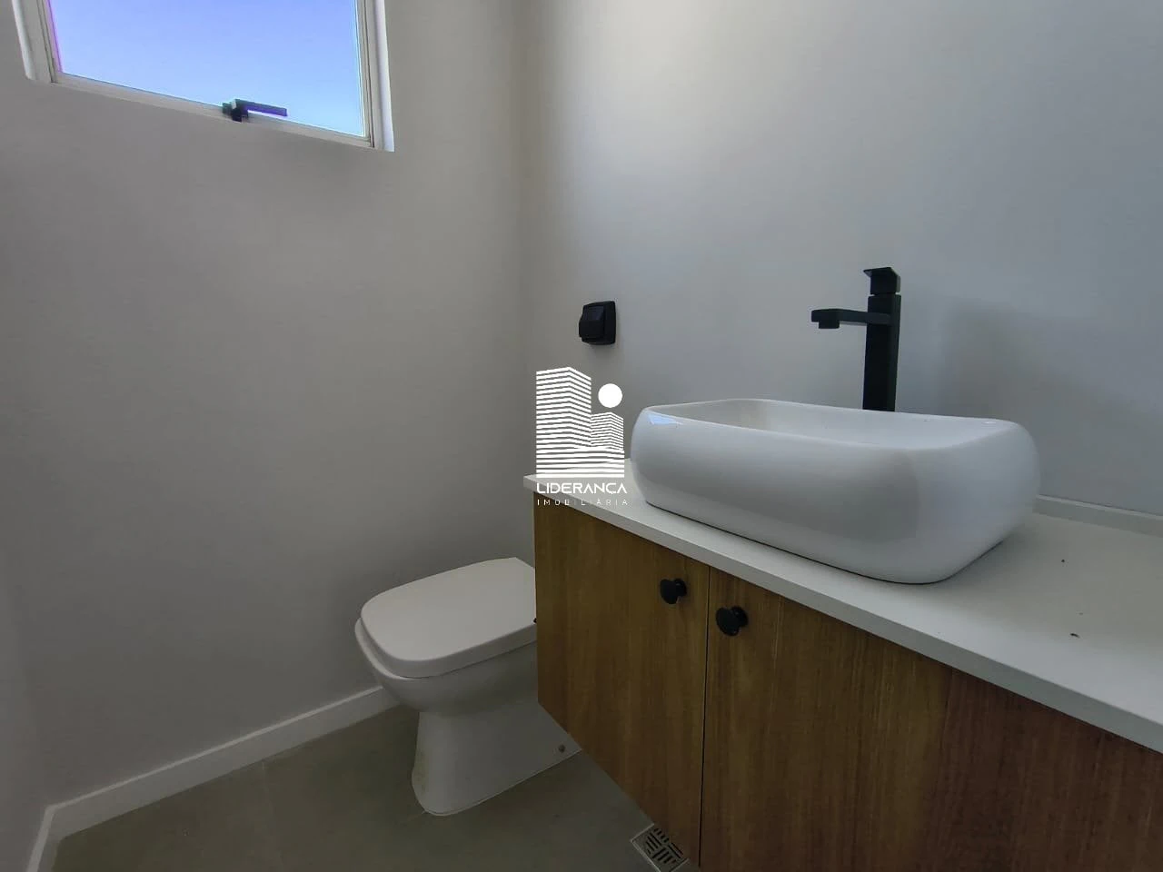 3-bedroom apartment with a home office — photo 17