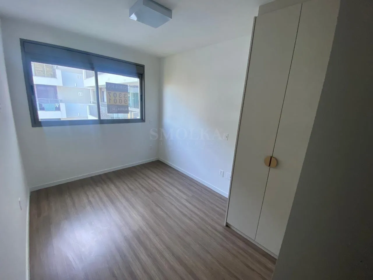 3-bedroom apartment with a grill on the balcony — photo 38