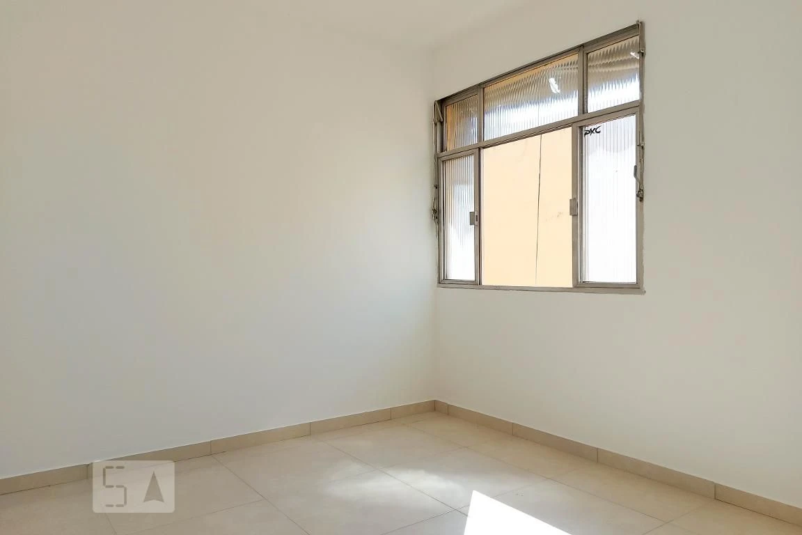 2-bedroom apartment in a building with an indoor pool — photo 20