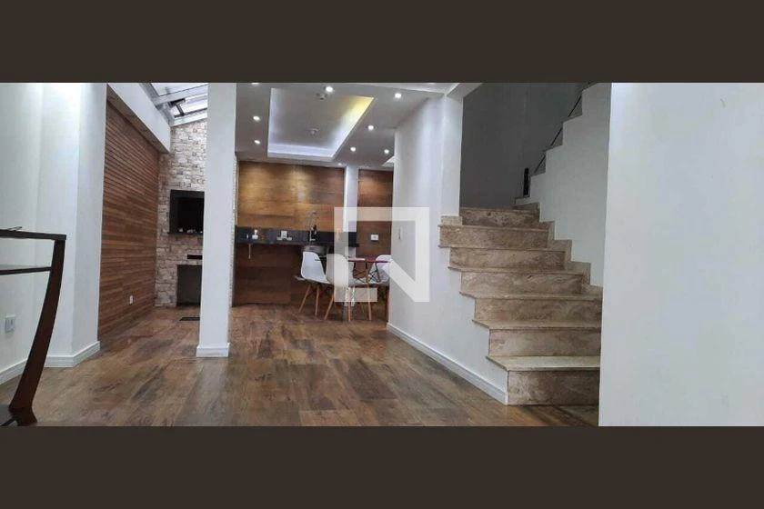 Rental house with 4 bedrooms and 300 m²