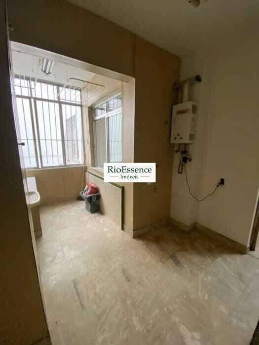 3-bedroom apartment with 1 en-suite bath, 198 m² on 4th floor — photo 10