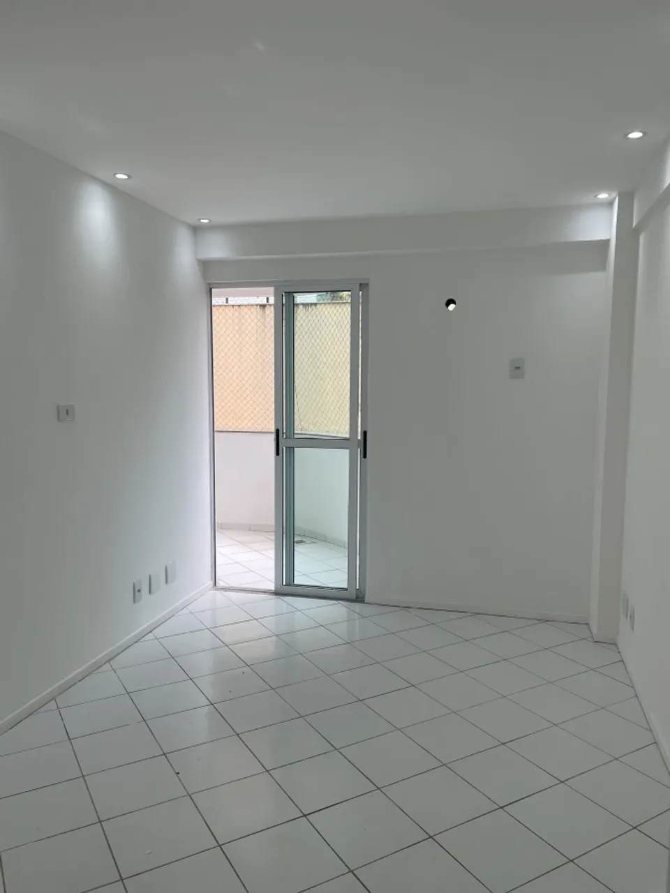 Apartamento com 3 dormitórios e 3 banheiros e área de serviço — photo 11