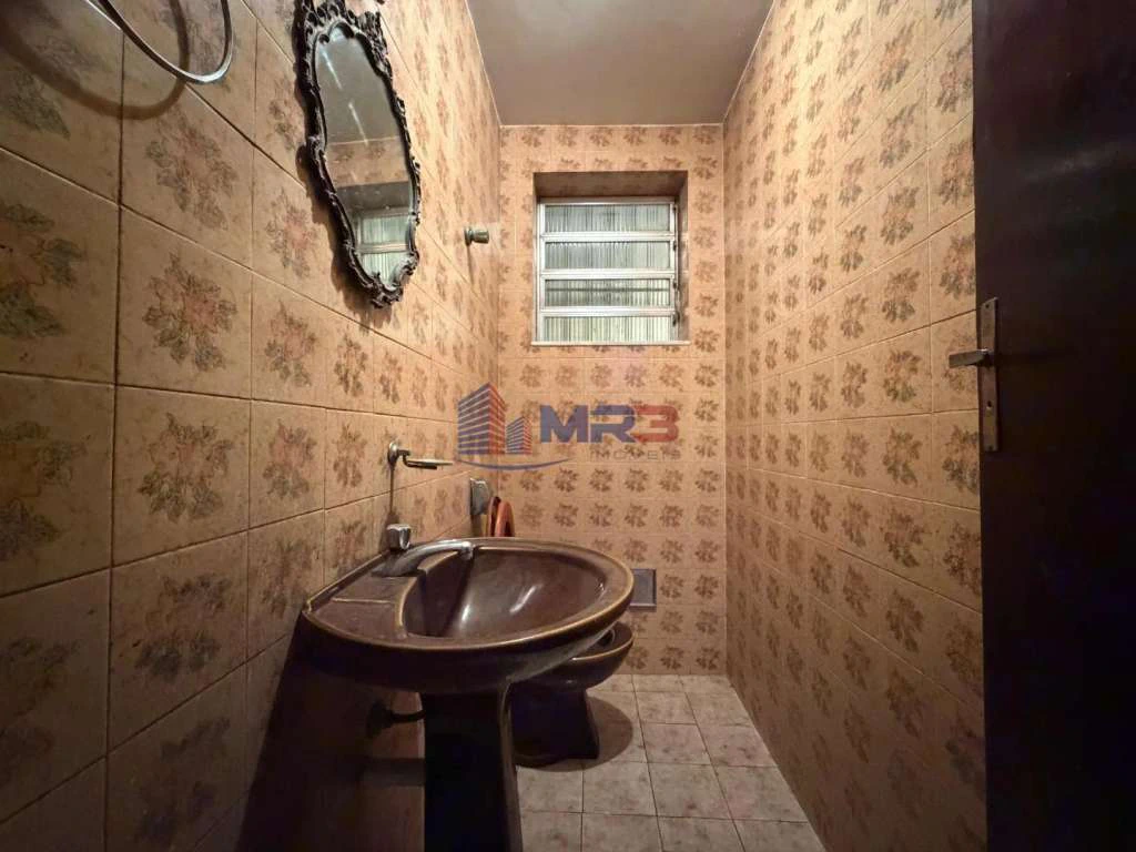 Rental house with 5 bedrooms and 600 m² — photo 26