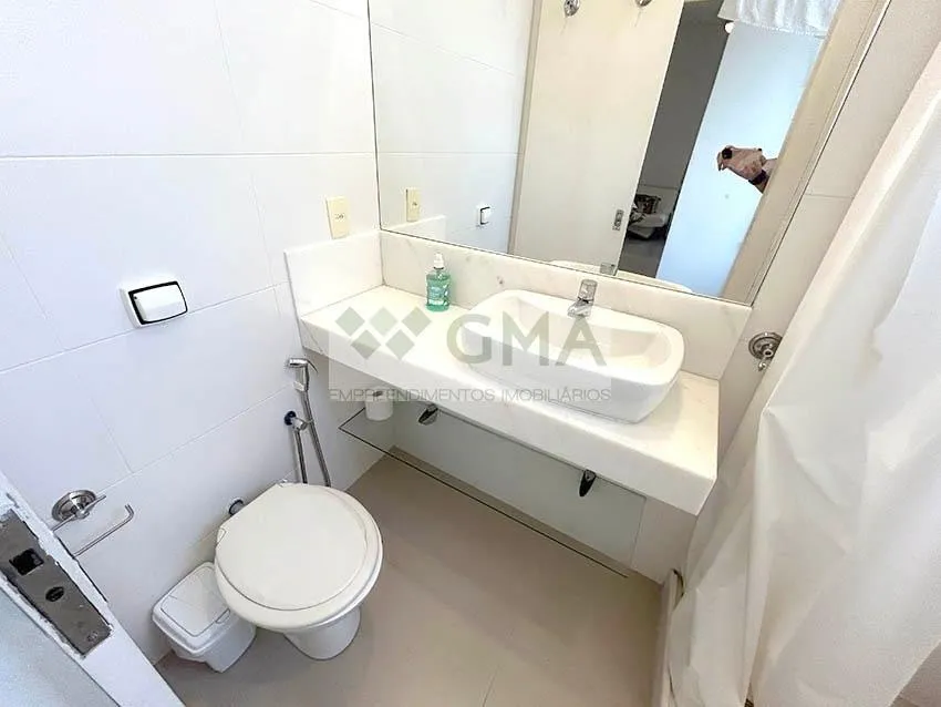 Furnished 2-bedroom apartment with open-plan gas kitchen — photo 12