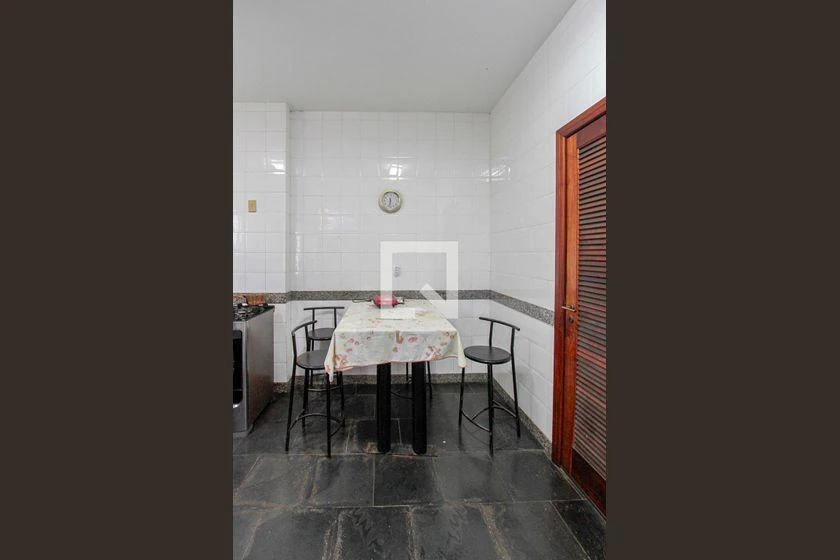Casa mobiliada de 600 m² com 3 quartos e 3 banheiros — photo 21