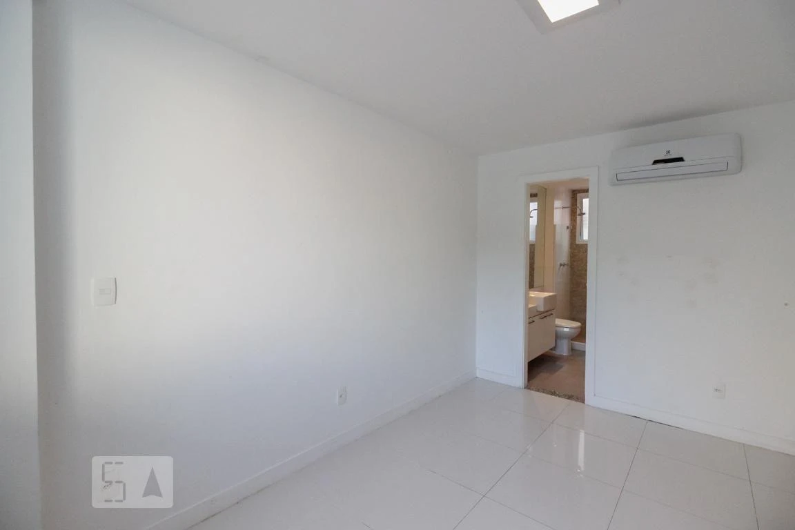 3-bedroom apartment, 1 with its own bathroom, 76 m² — photo 24