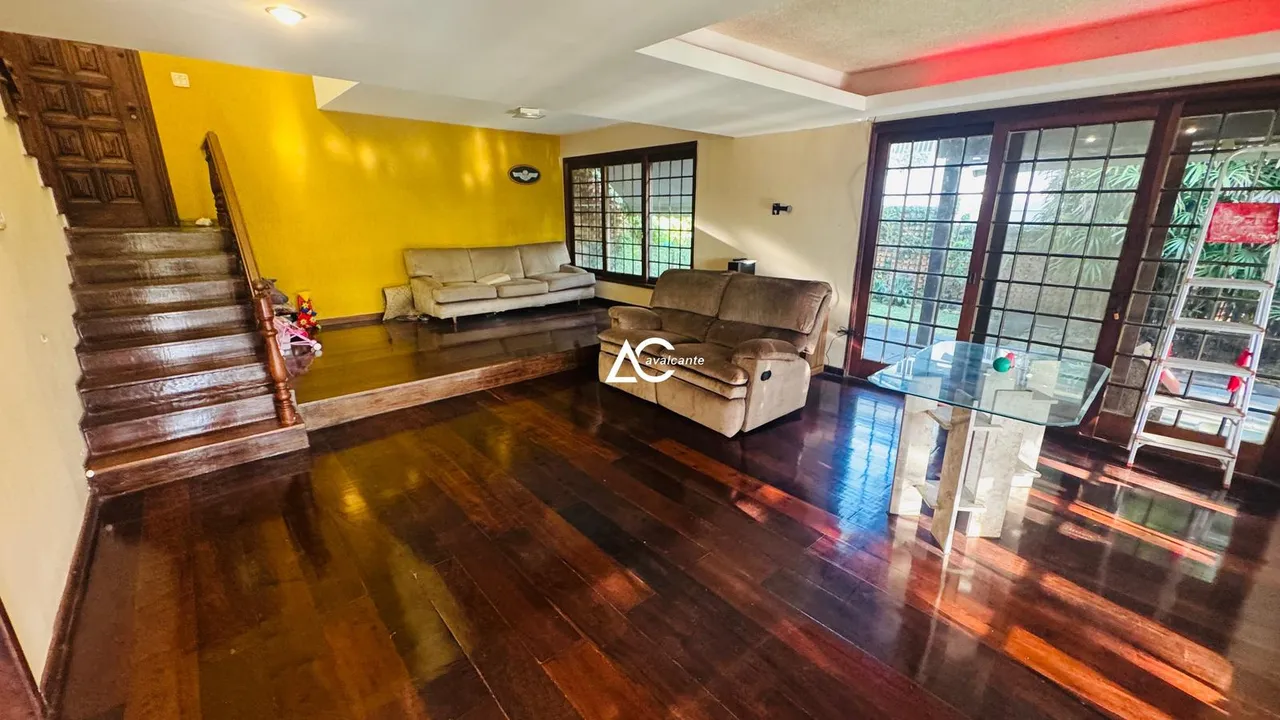 House with 4 bedrooms and 4 bathrooms plus balcony grill — photo 8