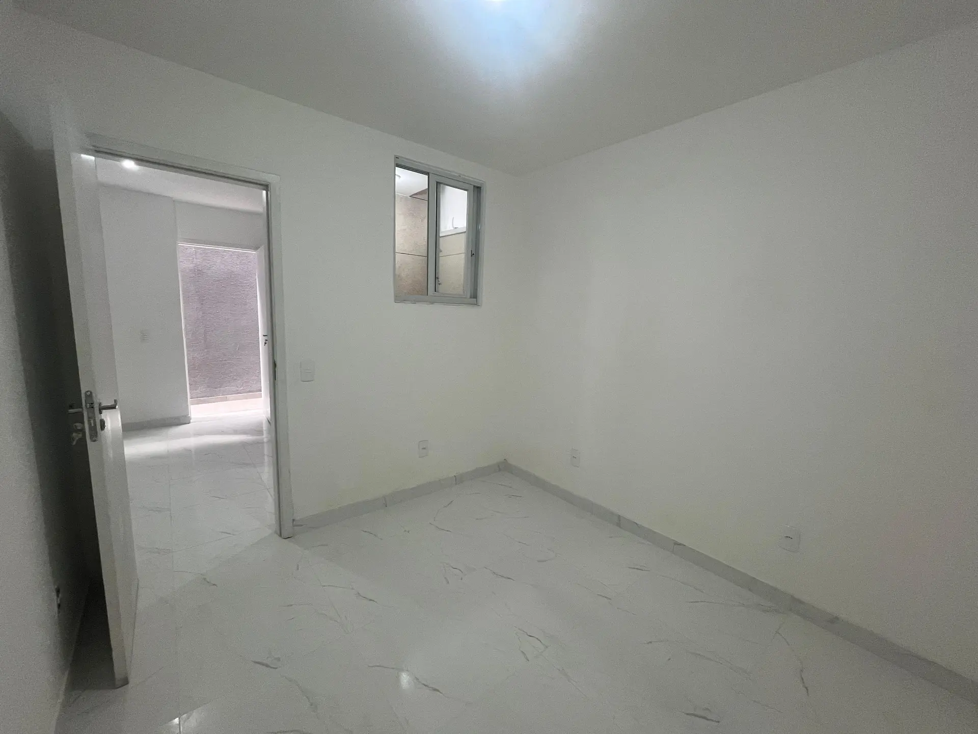 Unfurnished house with 2 bedrooms and open-plan kitchen — photo 17