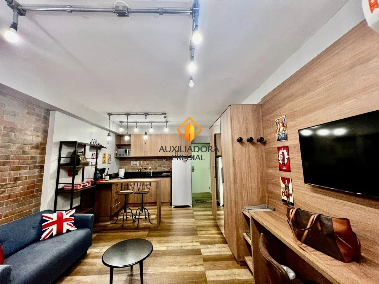 Furnished studio with 1 bedroom, 60 m² and open kitchen — photo 3