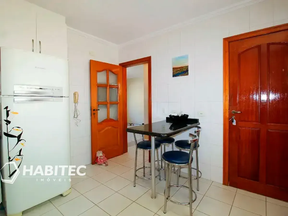 Triplex house with 3 bedrooms and 2 parking spaces 258 m² — photo 21
