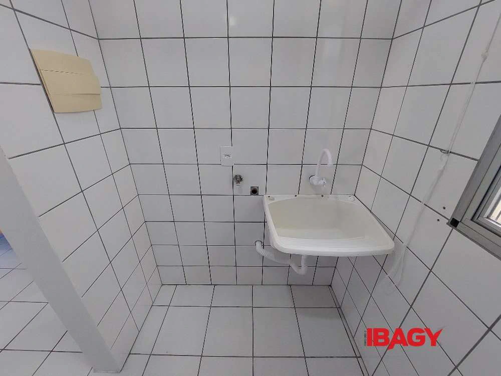 Studio with 1 bedroom, 20 m² and 1 parking space — photo 5