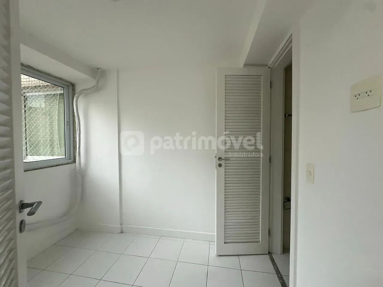Apartamento para locação com 4 dormitórios e 5 banheiros — photo 32