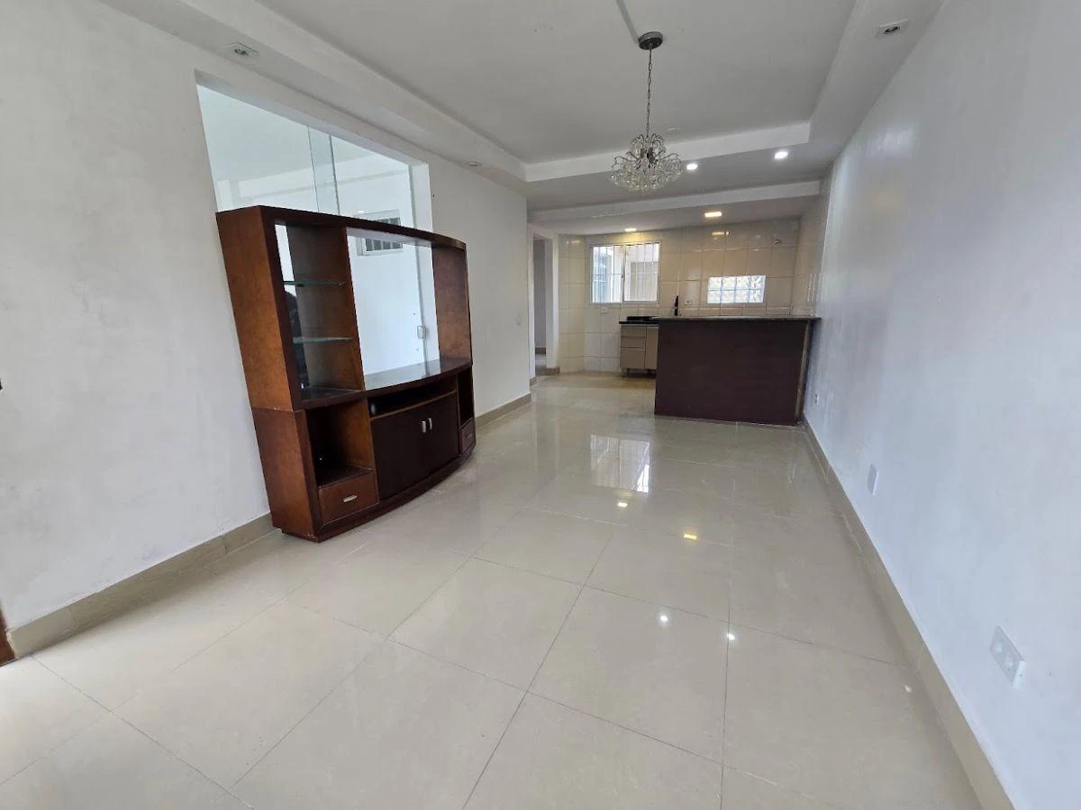 Triplex with 4 bedrooms and 2 en-suites, 178 m²