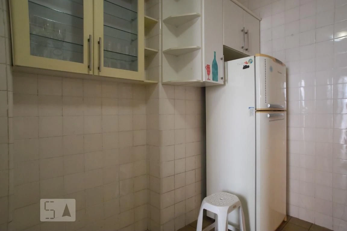 2-bedroom apartment with a mountain view — photo 18