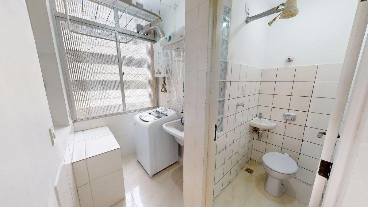 91 m² apartment with a home office and a washing machine — photo 31