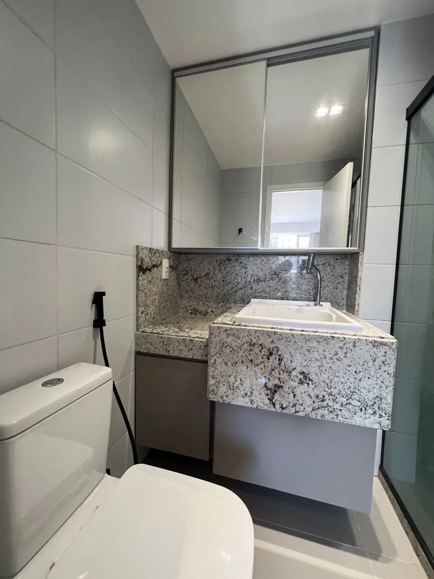 One-bedroom apartment with a home office in João Pessoa — photo 16