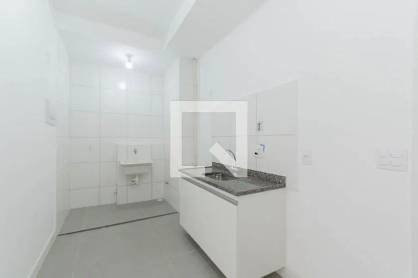 Garden-style apartment with 2 bedrooms and a balcony — photo 5