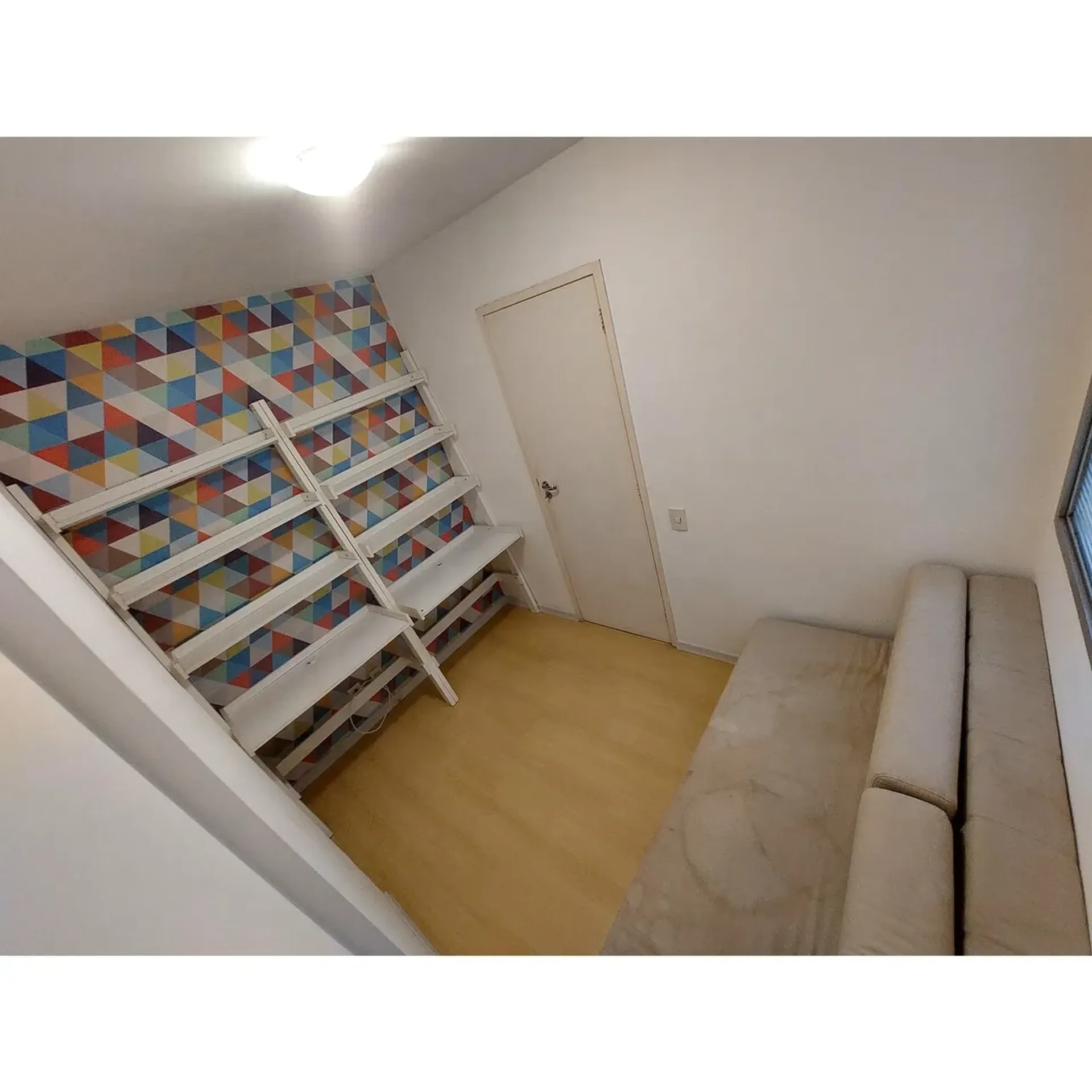 One-bedroom apartment with a washing machine — photo 21