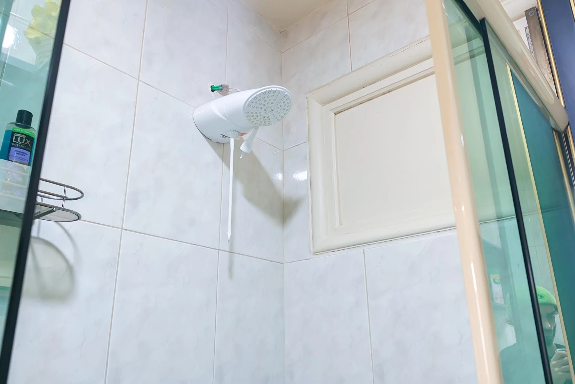 Apartamento sem mobília com 1 quarto e sala