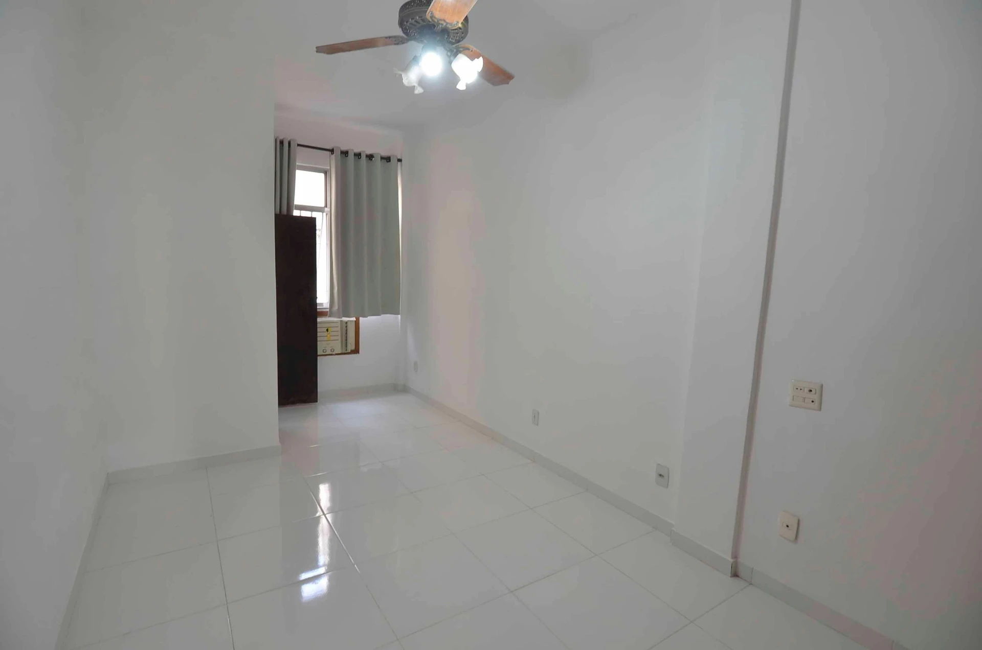 3-bedroom apartment with a park view — photo 18