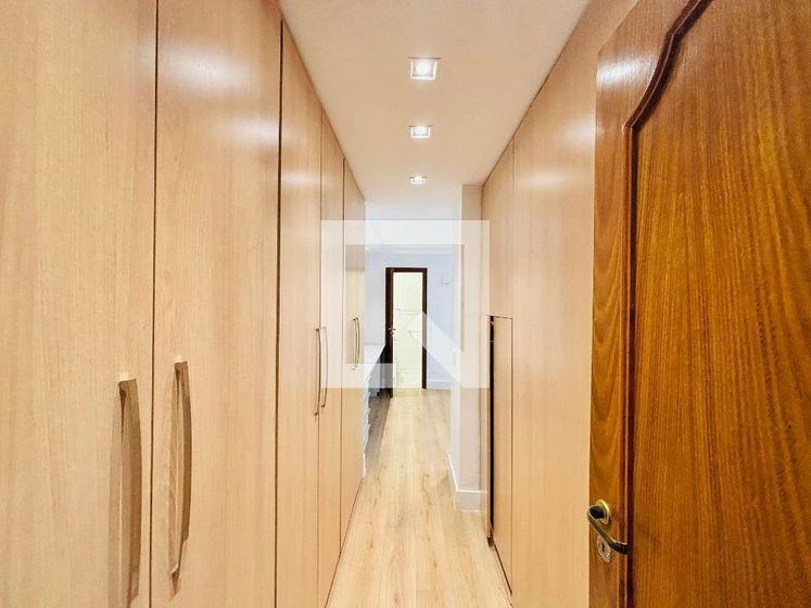 4-bedroom apartment with a walk-in closet in Rio de Janeiro — photo 3