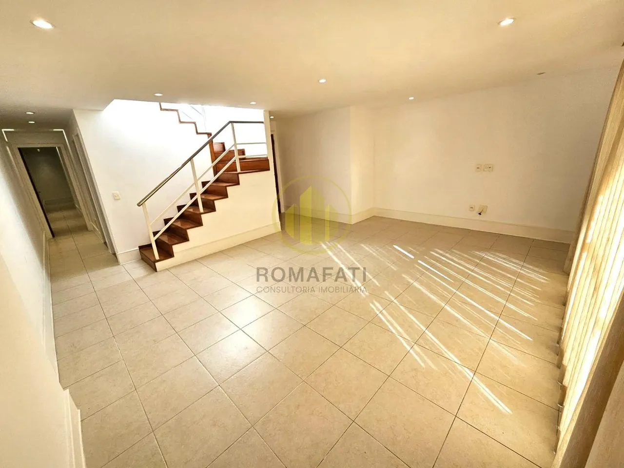 Apartamento sem mobília com 3 quartos e 4 banheiros — photo 3