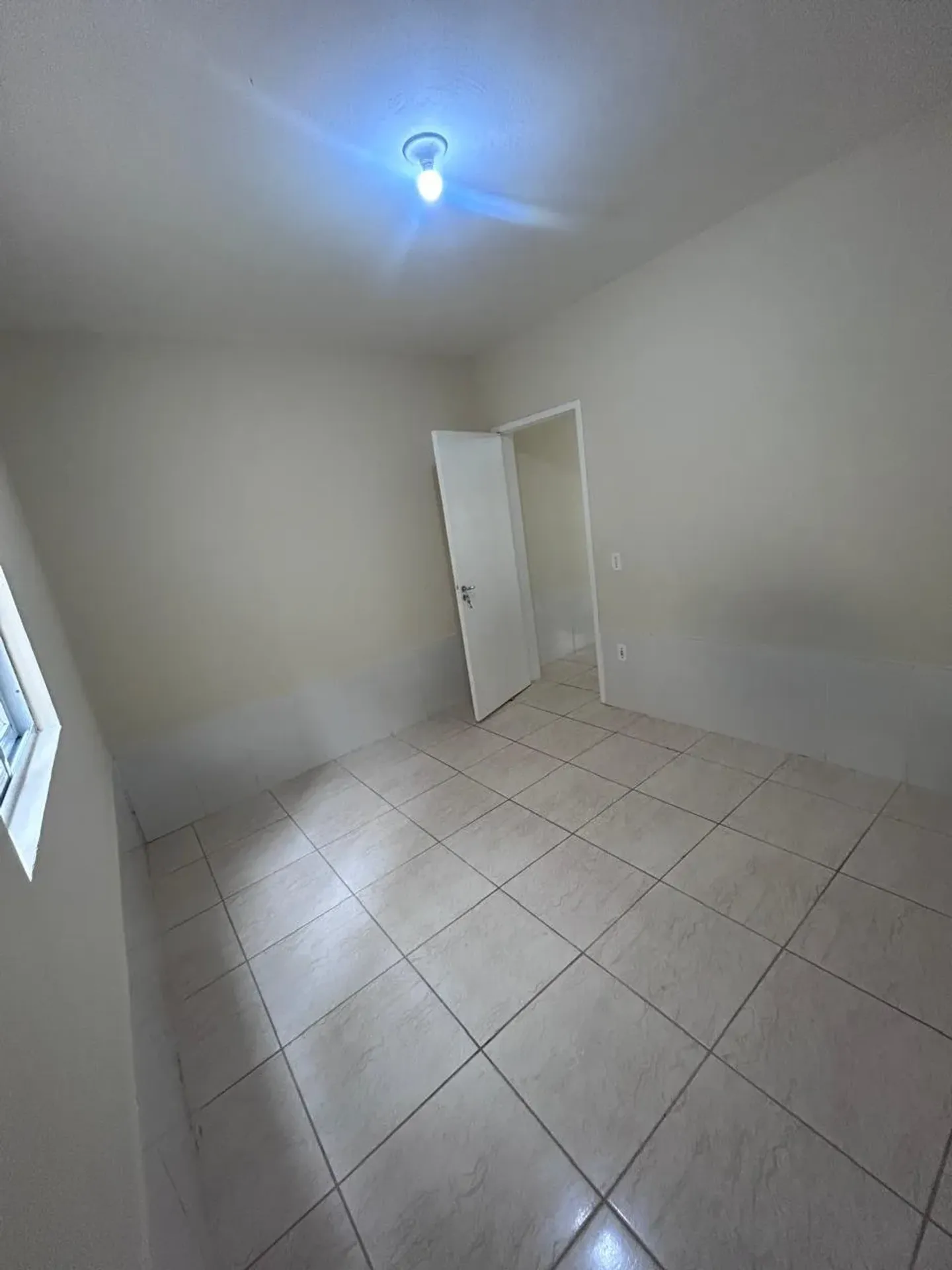 1-bedroom apartment 40 m² with a glass shower enclosure — photo 4